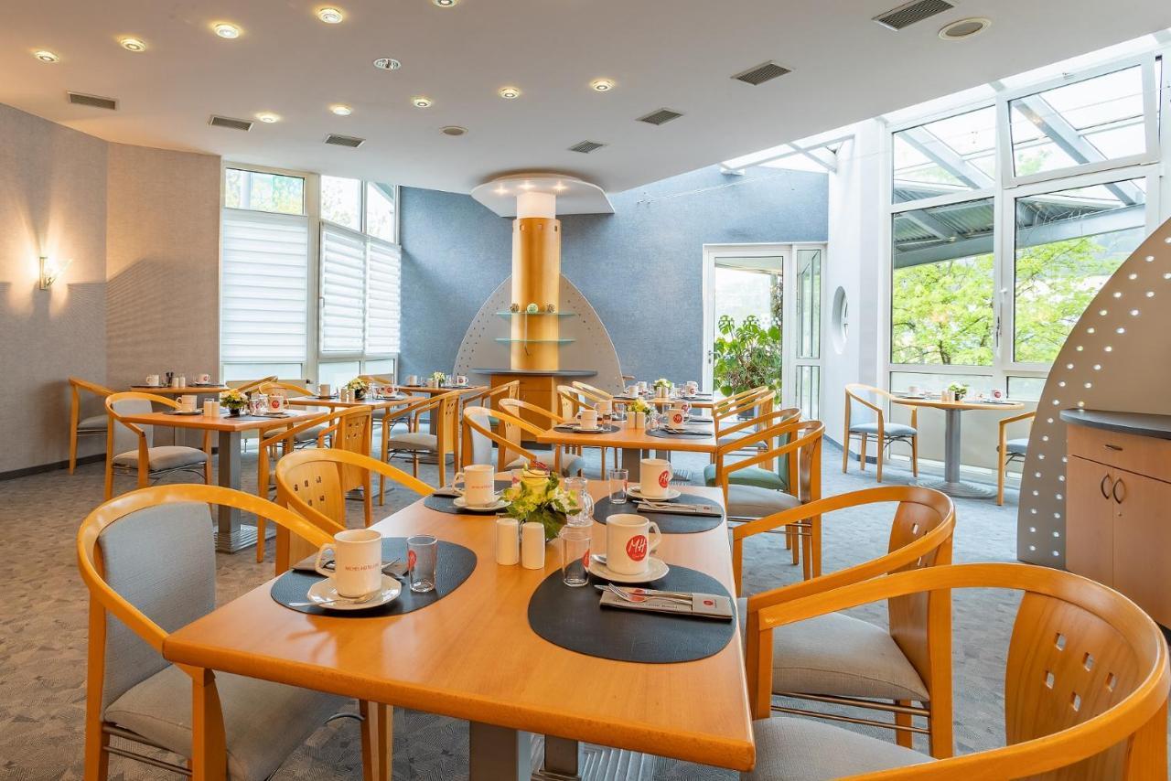 Achat Hotel Suhl Bagian luar foto