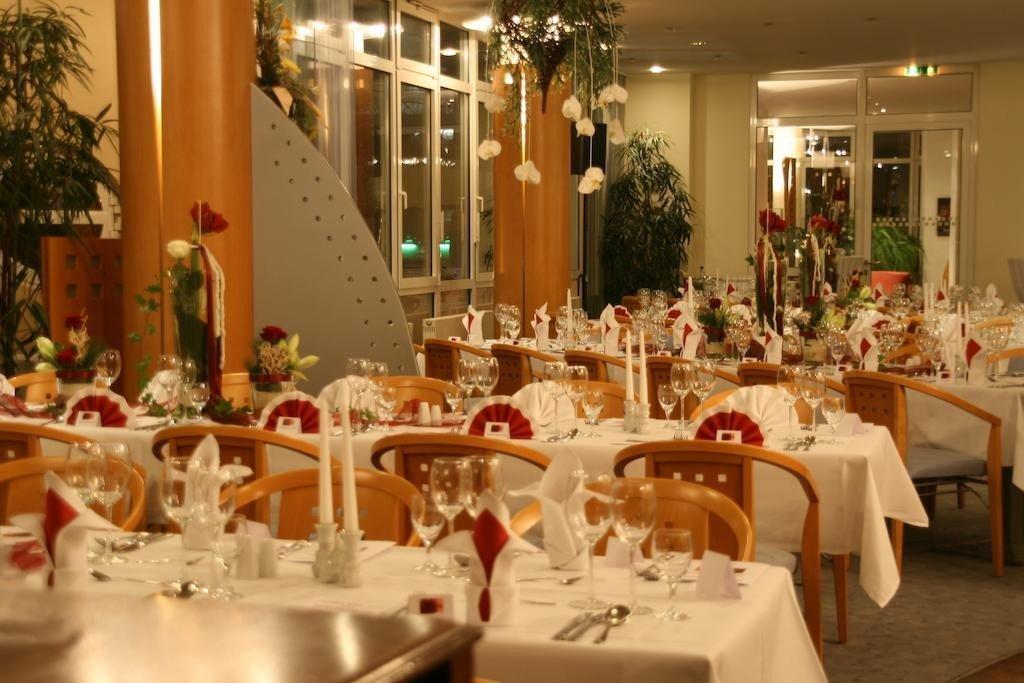 Achat Hotel Suhl Bagian luar foto